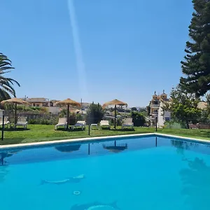 casa-mama-lola.1costadelsol.com/
